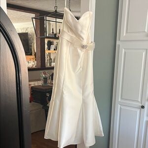 Chic Strapless Cream Dress with Embellished Detail